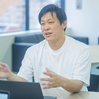 LRM社 日下部 優 氏