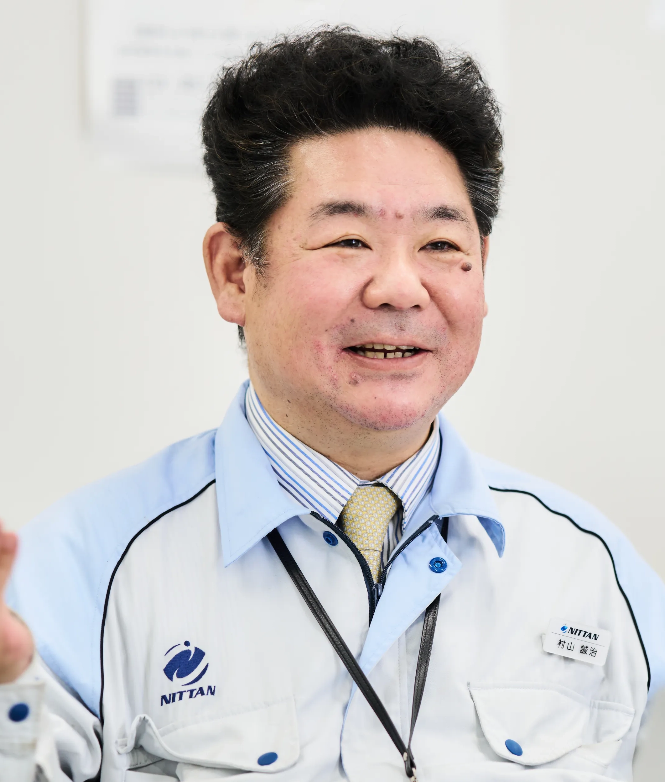 村山誠治氏